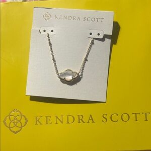 Kendra Scott Abbie Gold Pendant Necklace in Ivory Mother-of-Pearl-NWT